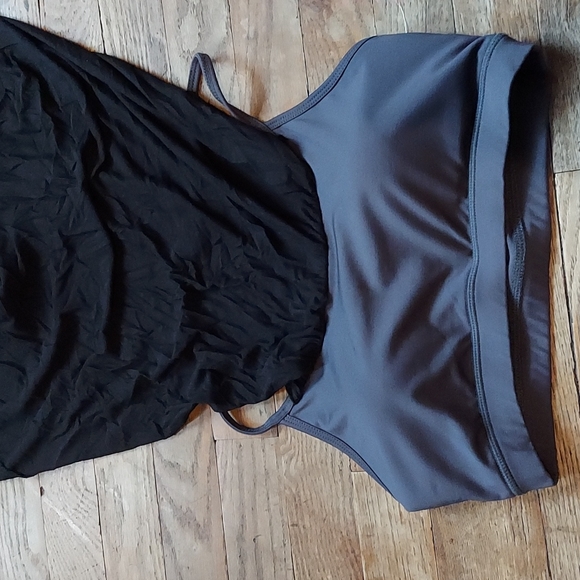 2 top bundle  6 for $10 tops - Picture 6 of 13